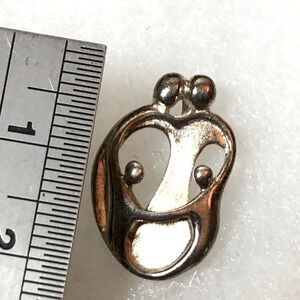 Sterling Silver Carolyn Pollack FAMILY of 4 PENDANT. Beautiful 🤩